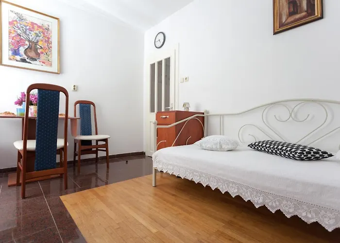 Do Want To Fully Enjoy Old Town Dubrovnik